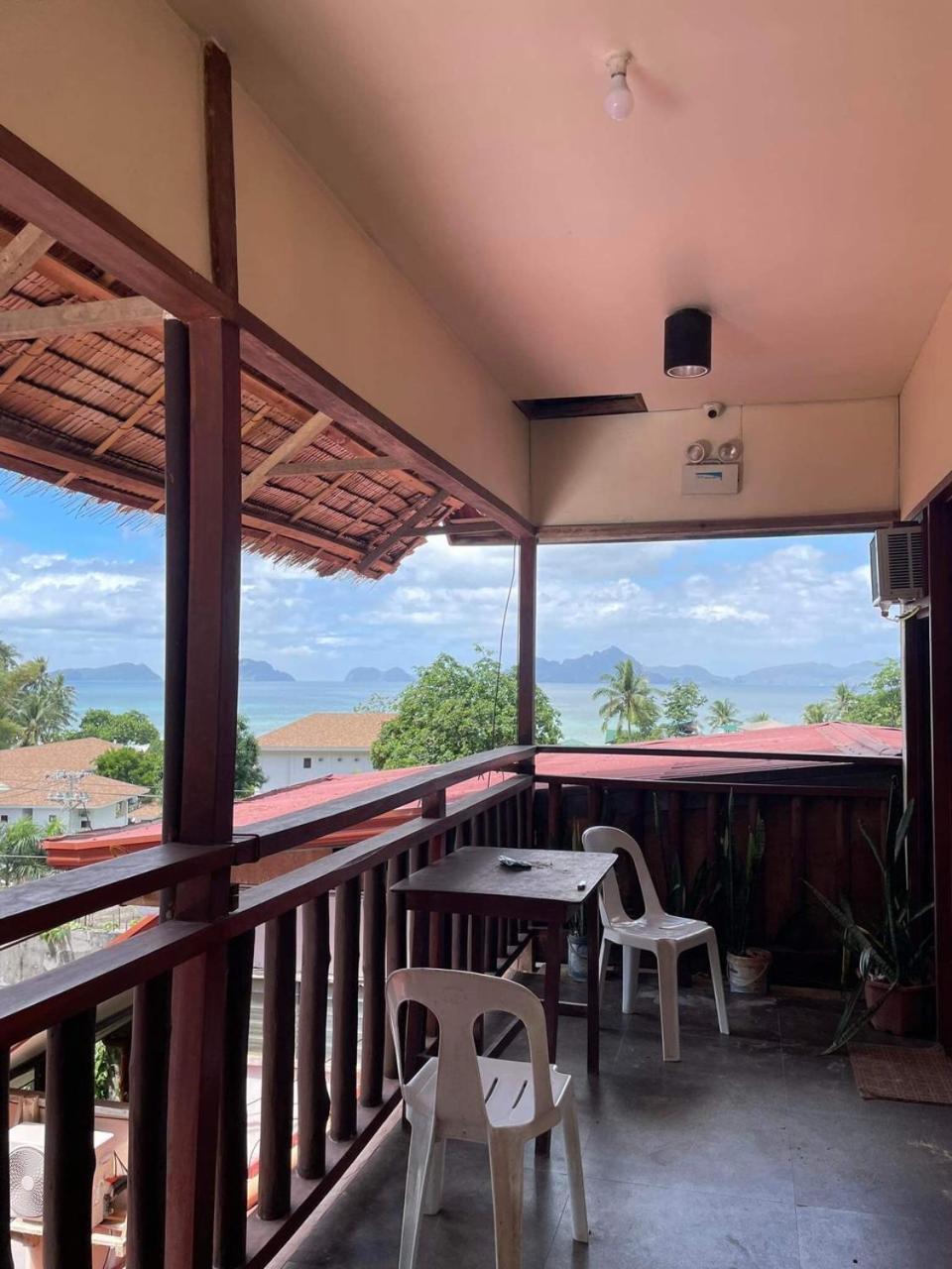 Novie'S Tourist Inn El Nido Zewnętrze zdjęcie
