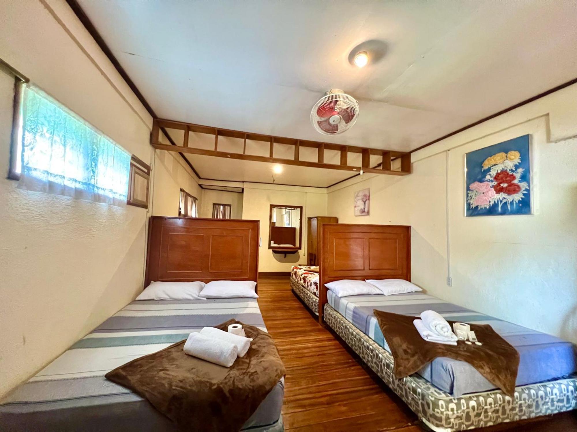 Novie'S Tourist Inn El Nido Zewnętrze zdjęcie